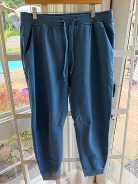 lululemon athletica Men's Slate Blue Jogger Sweatpants
